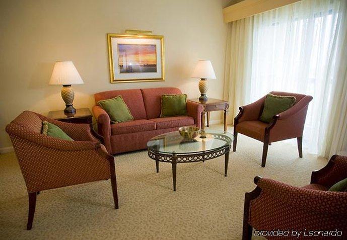 Courtyard By Marriott Erie Ambassador Conference Center Hotel Bilik gambar