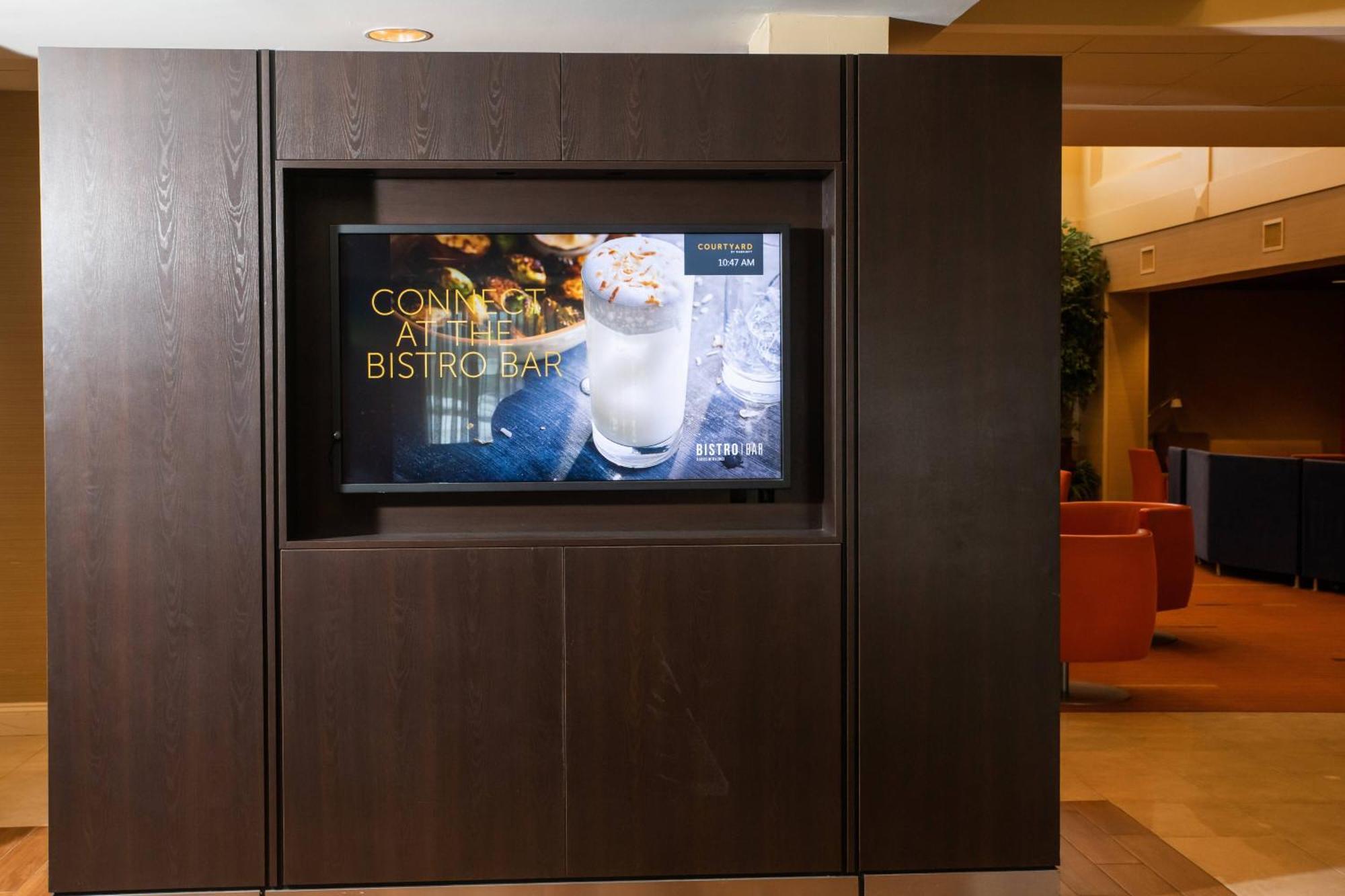 Courtyard By Marriott Erie Ambassador Conference Center Hotel Luaran gambar