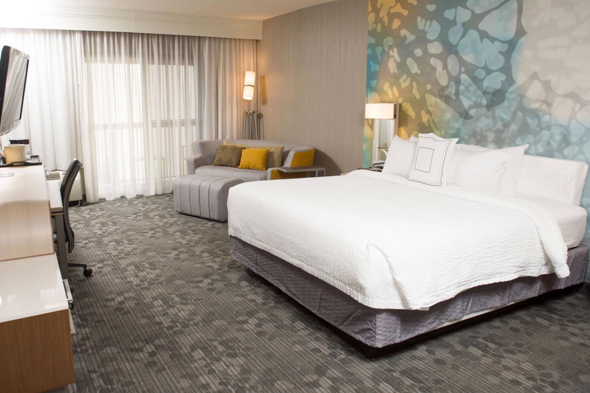 Courtyard By Marriott Erie Ambassador Conference Center Hotel Luaran gambar